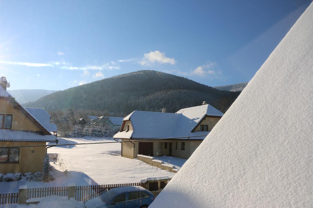 Penzion U Barana Trojanovice Bagian luar foto